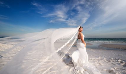 Luna Maya Photography