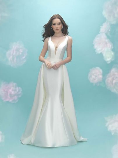 Lulu S Bridal Dress Attire Dallas Tx Weddingwire