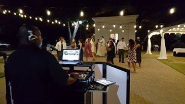 DJ TIC DJ and UPLIGHT SERVICE