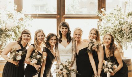 Bisou Beauty Team