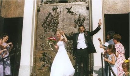 Brides Keep Prints and CDs