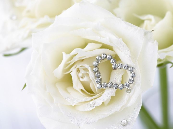 A Touch of Elegance, Personalized Wedding Ceremonies