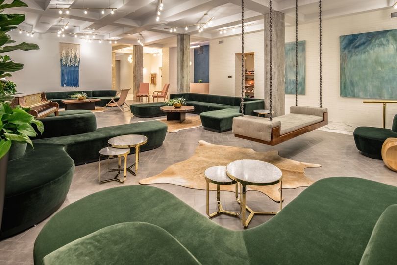 Hi-Lo Hotel