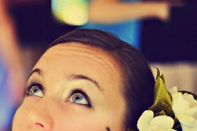 www.bridalhaironmaui.com