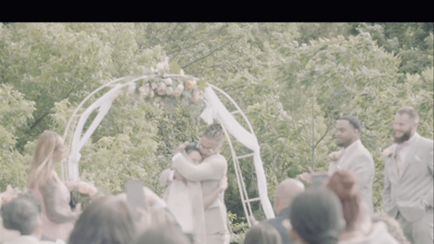Rodney and Crystal Kiss