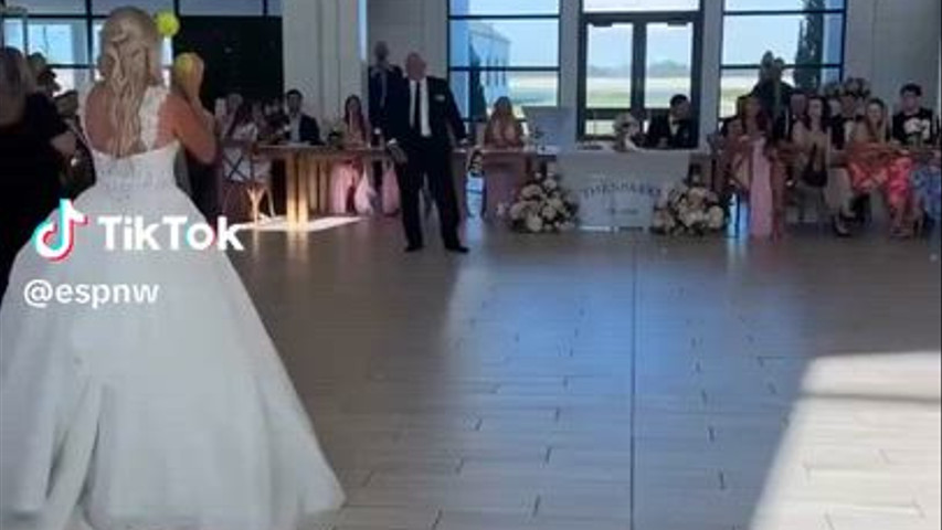 Daddy Daughter do first dance a little differently ! 🥎