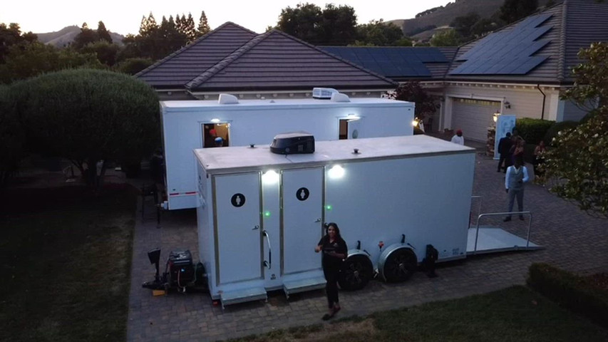 Prime Time Restrooms presents outdoor wedding excellence
