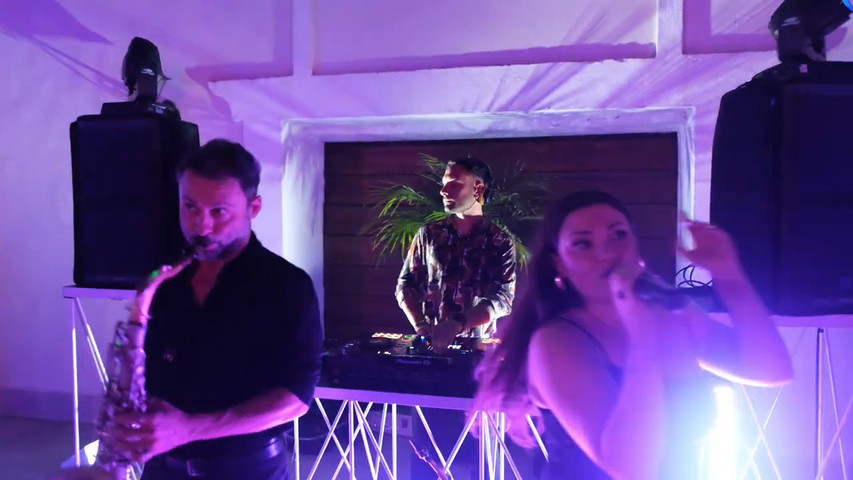 Mènage Live