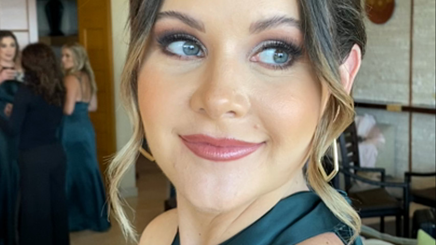 AIRBRUSH MAKEUP 
