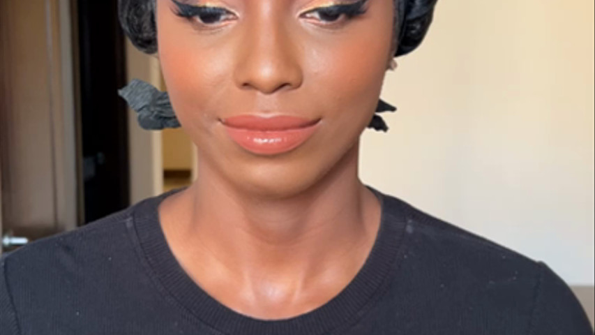 AIRBRUSH MAKEUP