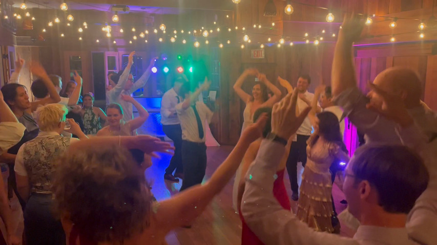 Treehouse Point Wedding