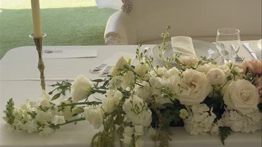 Sweetheart table