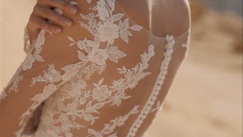Couture Wedding Dresses Orange County Appointment Only Call/text 1-949-463-2856