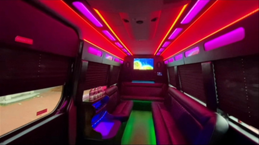 Noti Limousine 