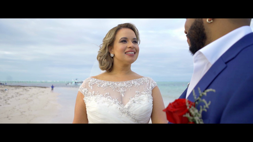 Laykin & Louis wedding at Huracan Cafe Punta Cana