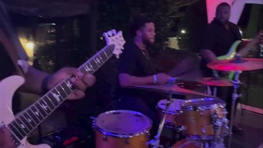 3RD AVE- Rock With You (LIVE)