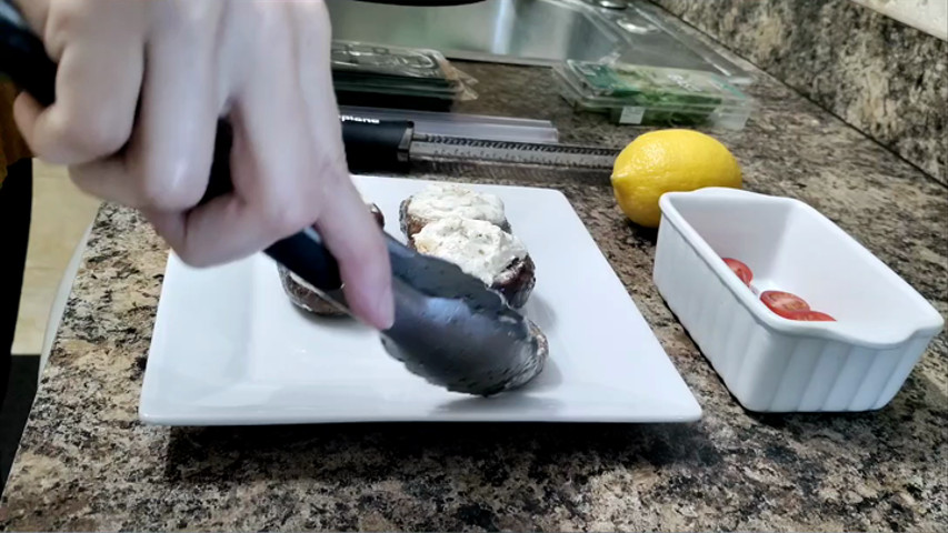 Chef V Plating