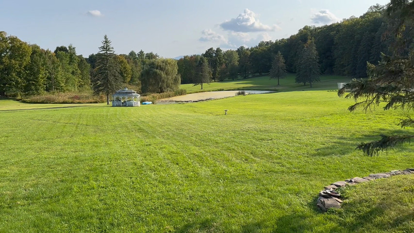 Pine Ridge Farm Wedding Venue 