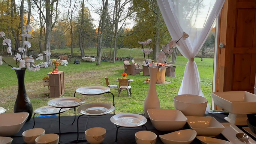 Pine Ridge Farm Buffet Table with Door open