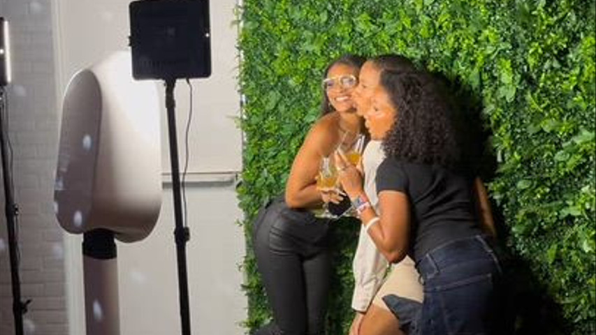 Yellow Party & Disaronno x Selfie Central NYC
