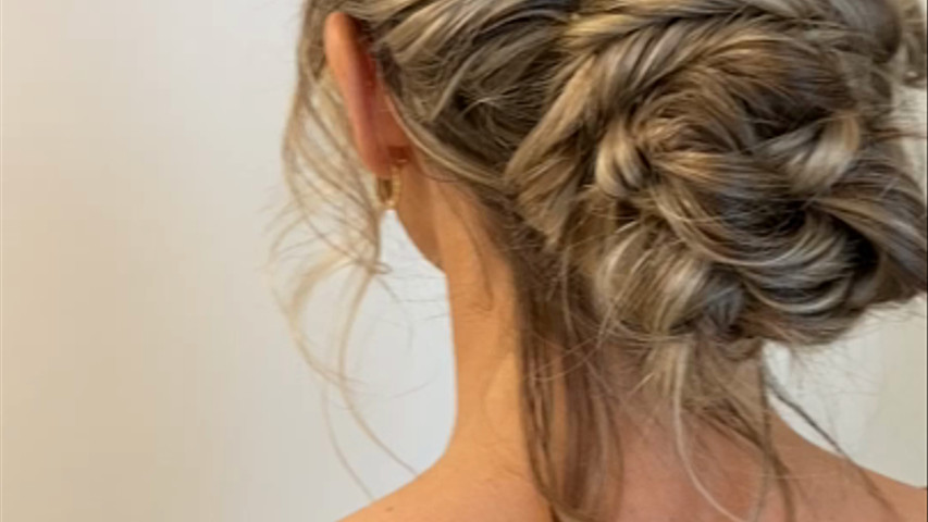 All the texture for this stunning bride