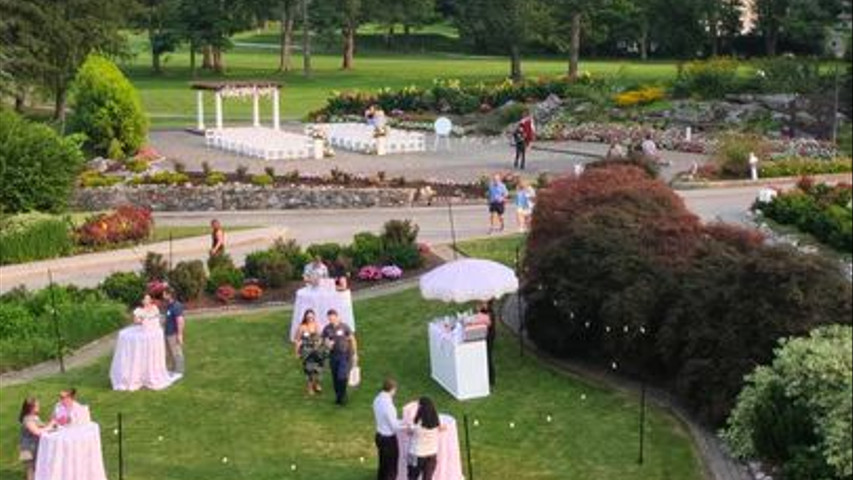 Pre-Ceremony Garden Reception