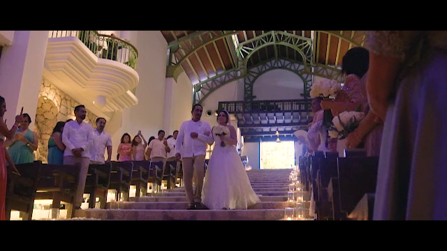 Erika & Luis - Xcaret Park Wedding