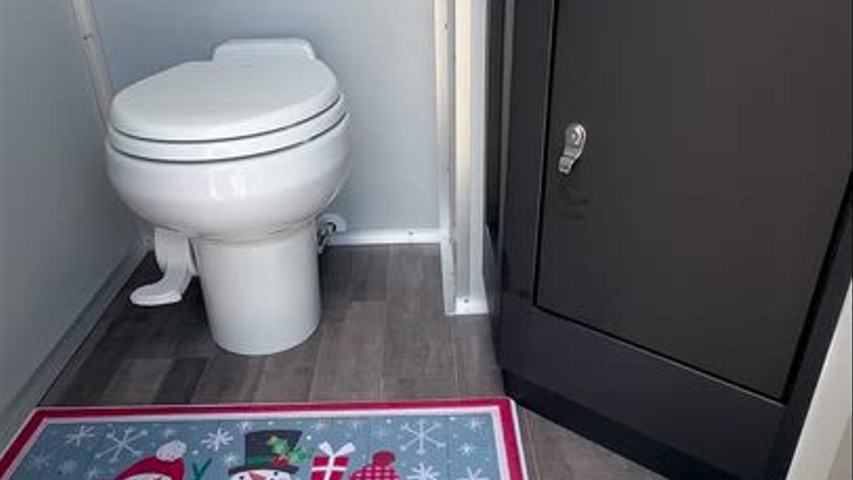 male stall - 2
