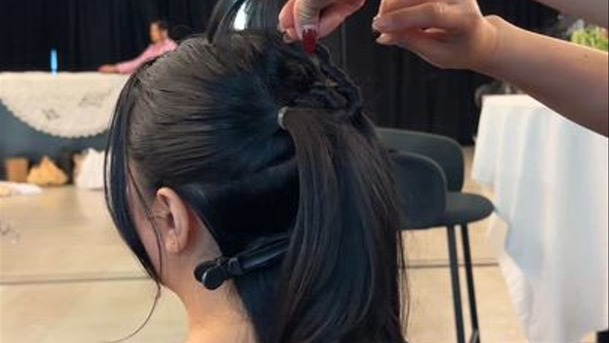 Unique Hairstyles Halfup Halfdown