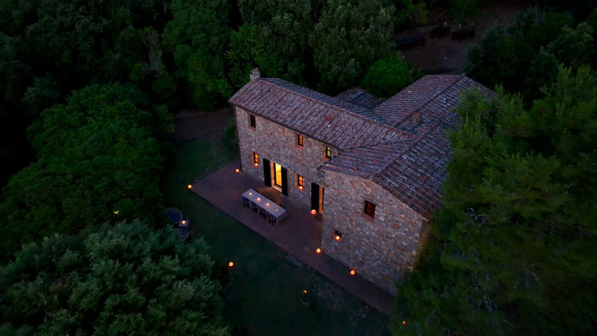 The stone Villa & pool on panoramic view 