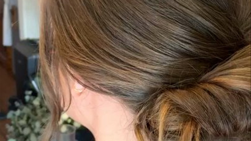 classic low bun