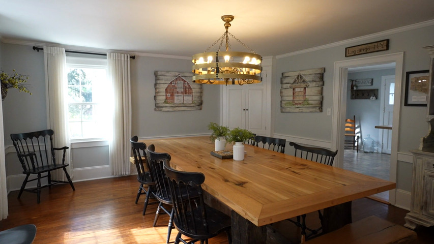 Farmhouse bridal suite