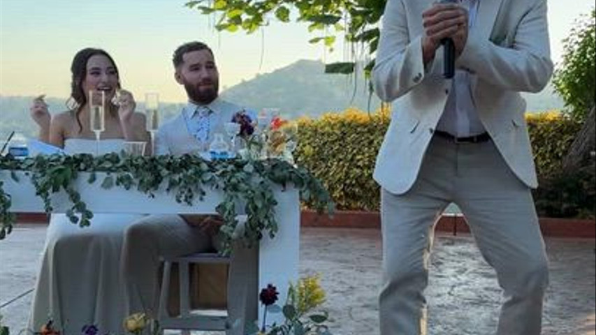 Father of the groom raps his toast