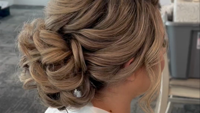Bridal hair and makeup 
