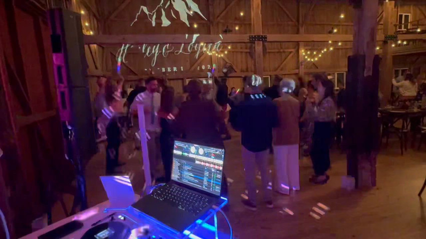 Barn Style Wedding