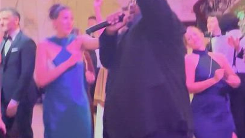 Crazy in Love with SUAG | Energy, Interaction & Live Entertainment