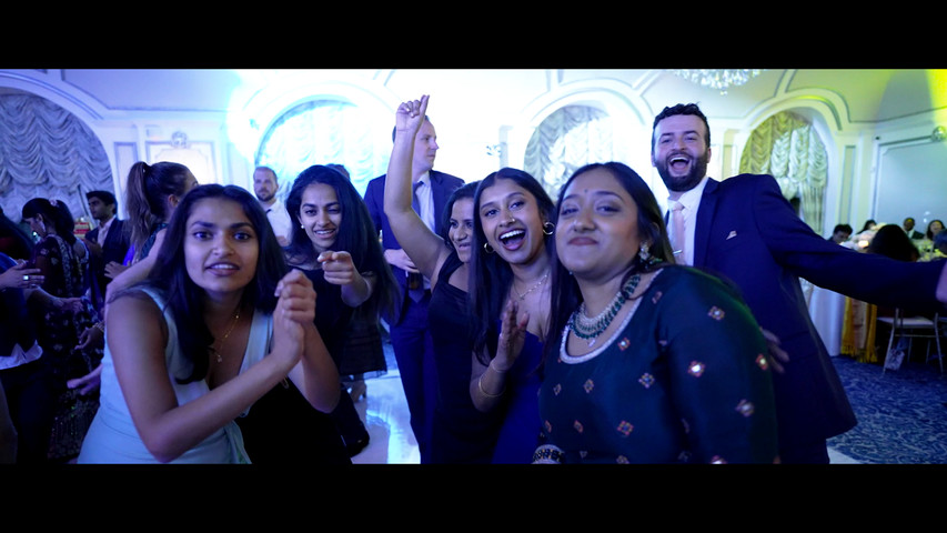 You definitely want your wedding to look like this! 