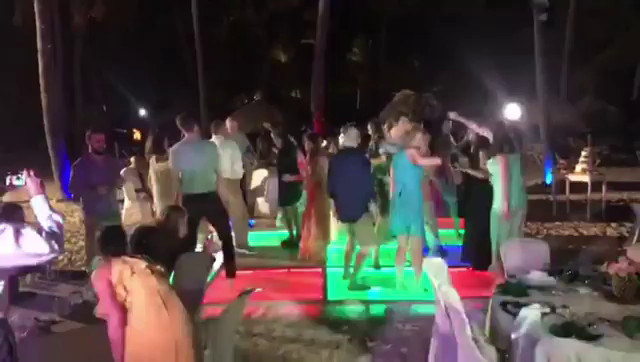 Beautiful reception on the beach