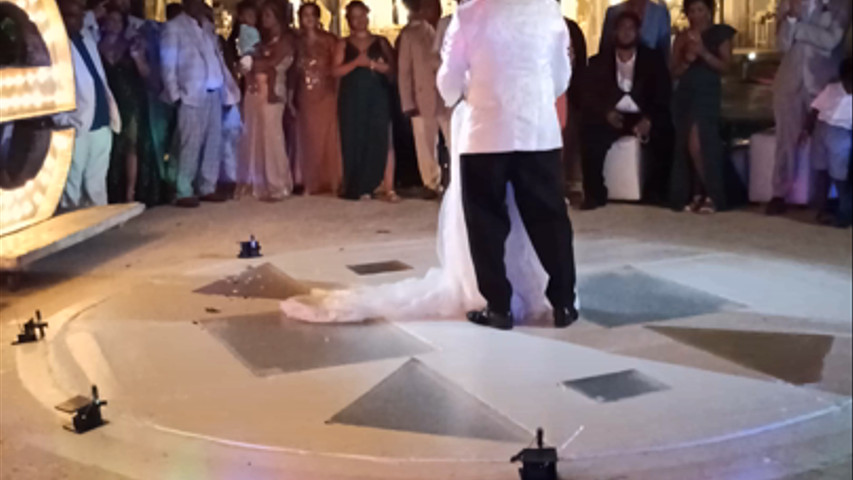  First Dance