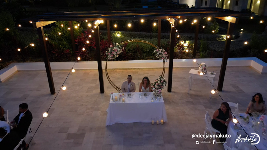 Ramon & Jessica.