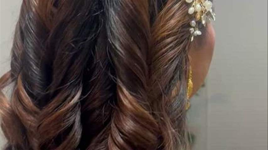 Nepali bride reception look