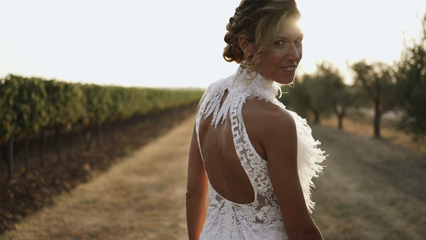 VINEYARD WEDDING IN TUSCANY