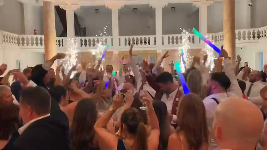 WEDDING PARTY @ ANTIGUO CASINO