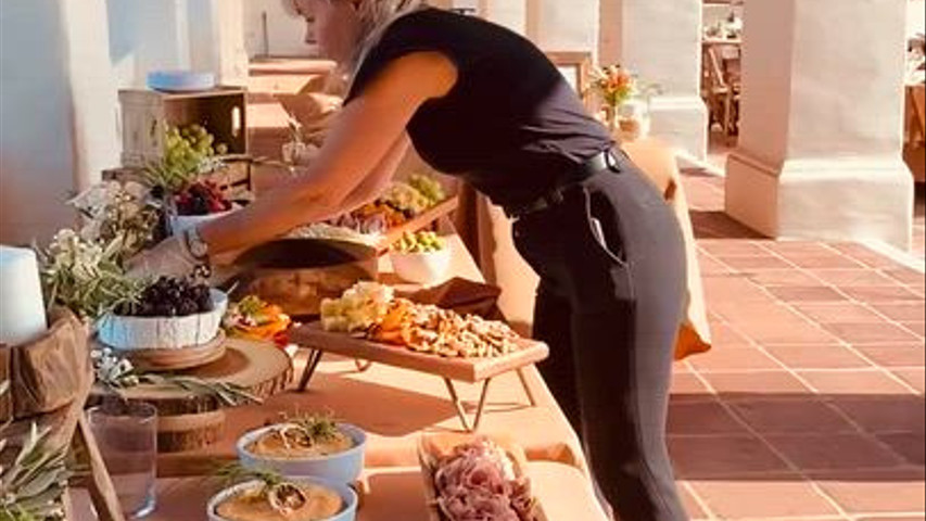 Point Loma Wedding / Camilla at work 