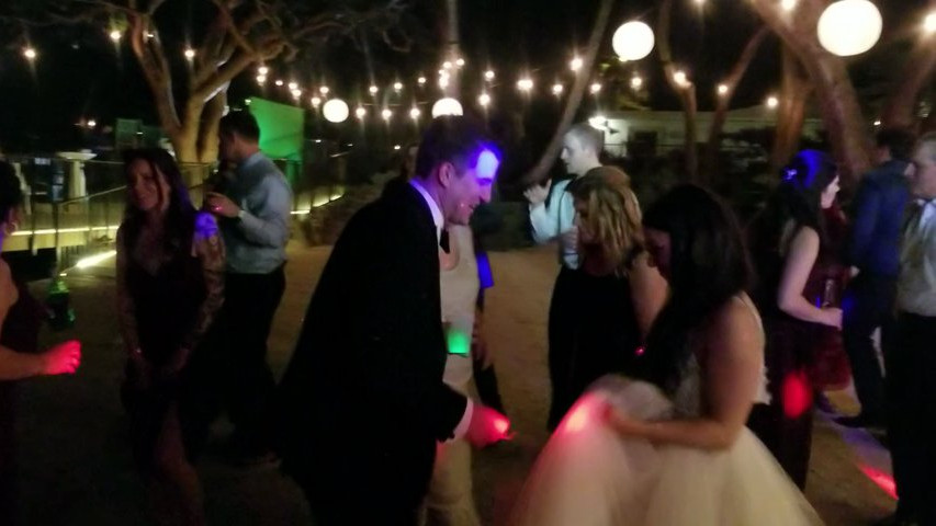 Tonight's wedding party and friends were all Alumni from the University of Alabama. "Roll Tide Roll"