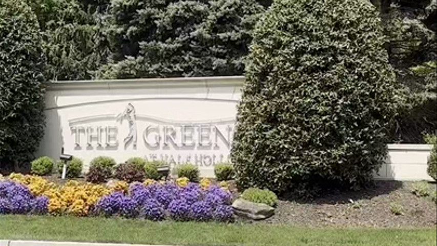 Tour Of The Royalton On The Greens