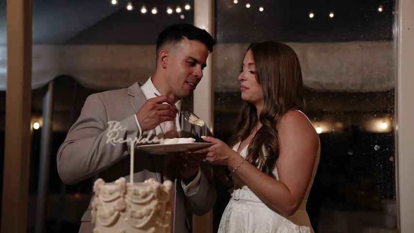 Tom and Alegria Cake cutting 