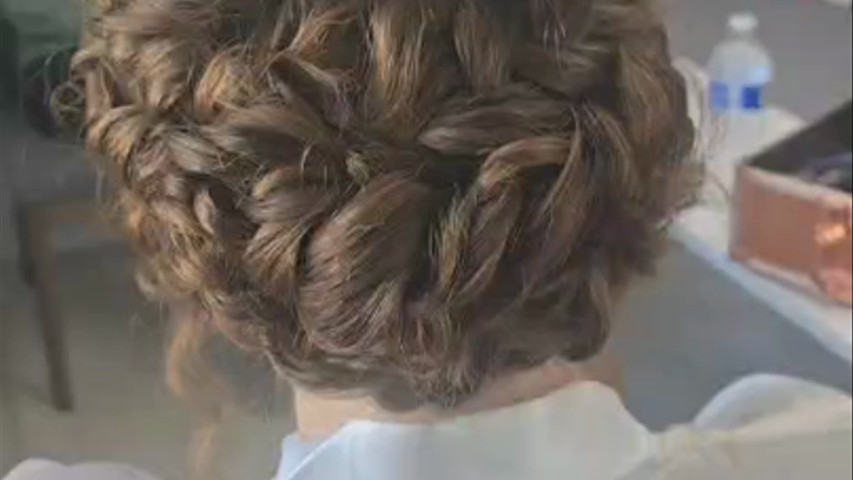 Natural hairstyle