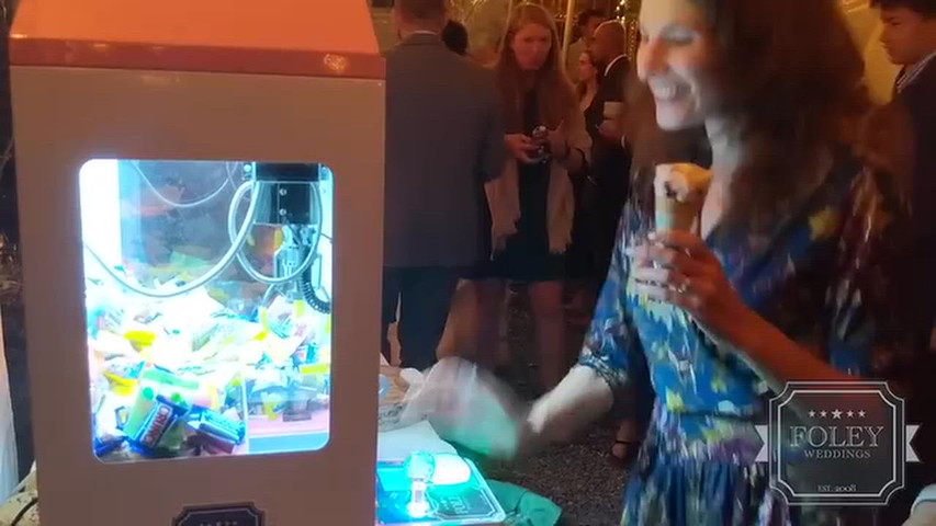 Make your Dessert Table Magical with our Claw Machine!