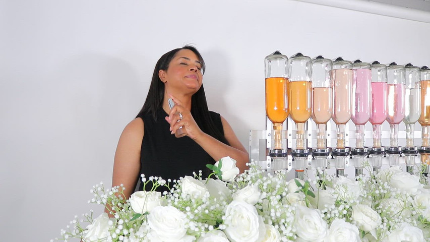 Vella Luxe Fragrance Bar